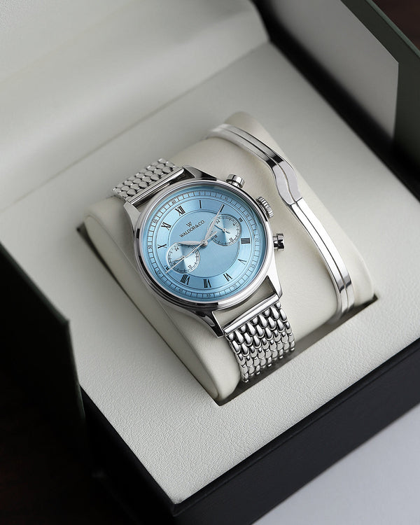 lifestyle_image, A polished stainless steel bangle in silver from Waldor & Co. One size. The model is Azur Bangle Polished.